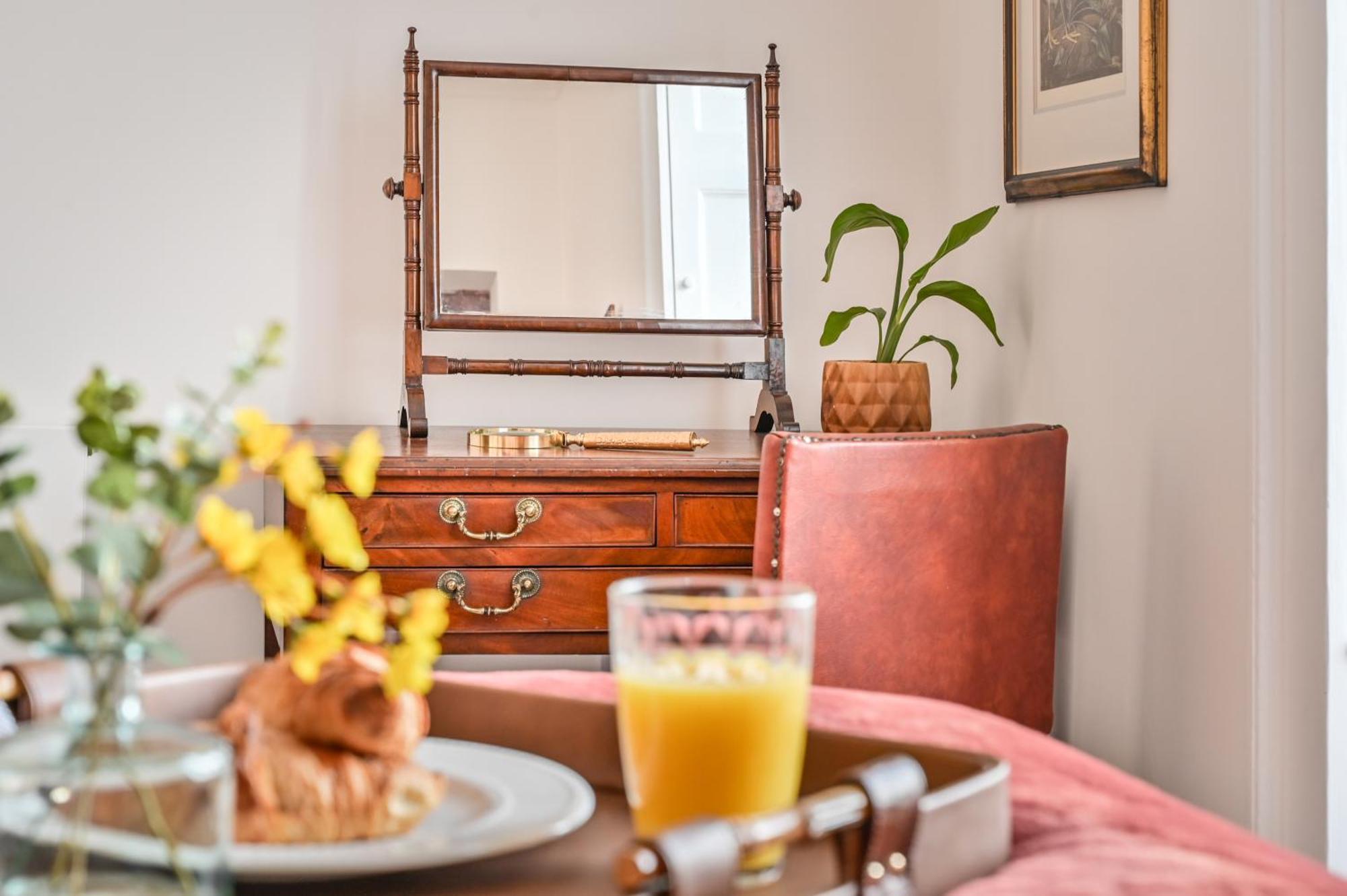 9 Admiralty House Stunning Luxury Apartment With Free Parking Plymouth Eksteriør billede
